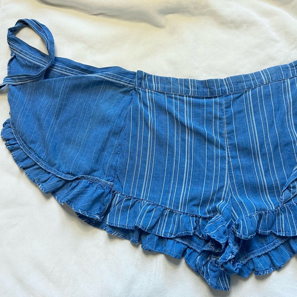Wrap shorts - Picture 4 of 6